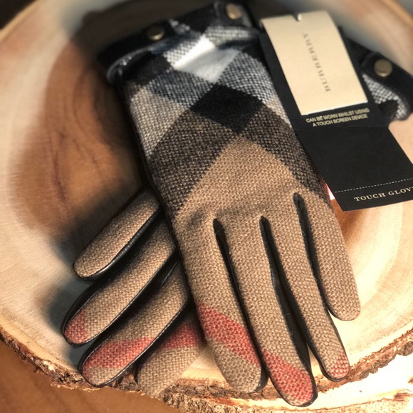 burberry touch gloves